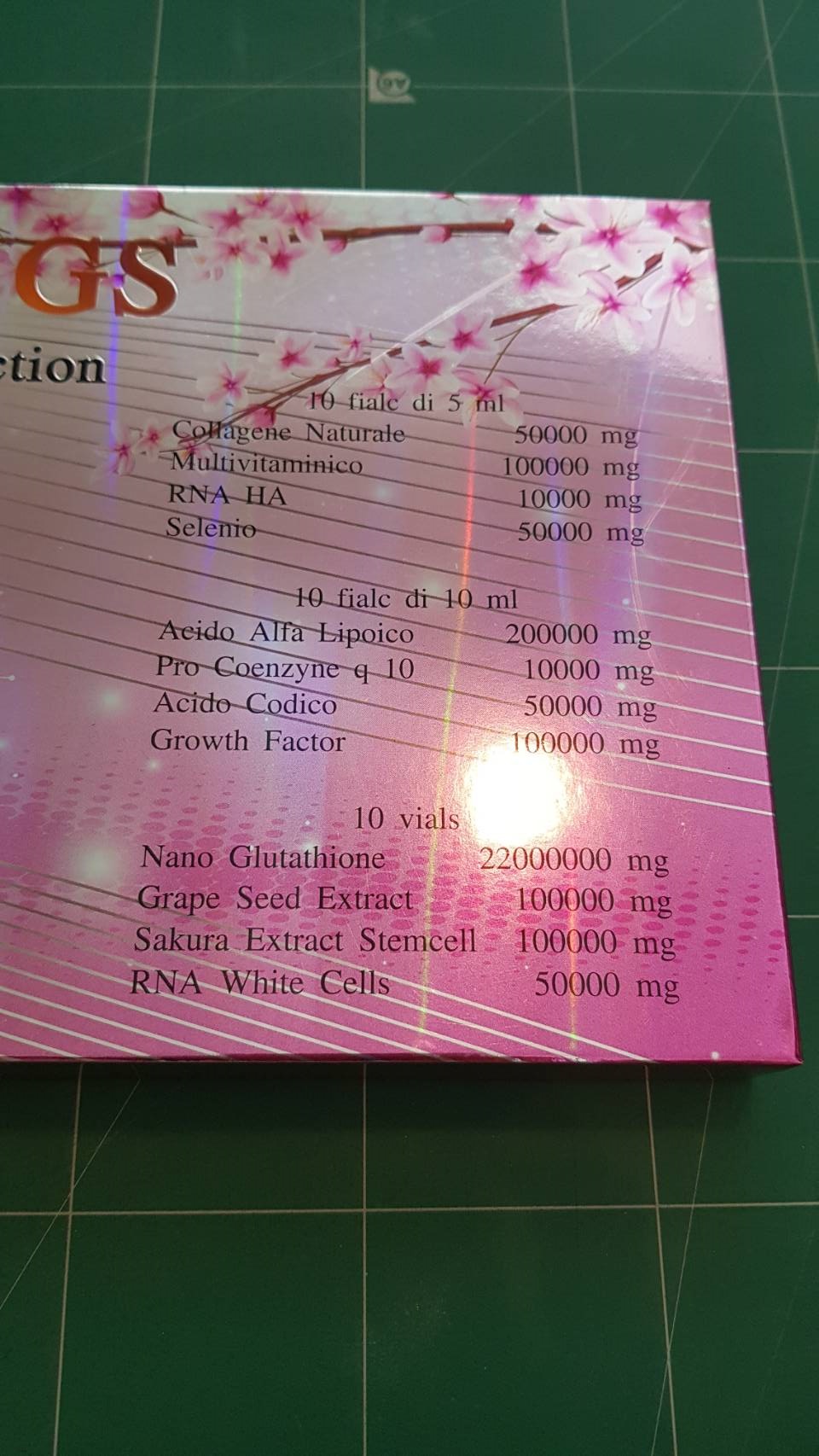 NEW GLUTAX 22000000GS (SAKURA) EXTREMELY TREMENDOUS WHITE SPF 100 UV